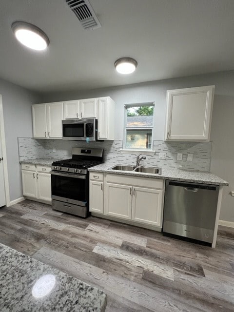 Building Photo - 710 Avenue J Pl