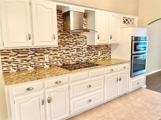 Building Photo - 2300 Alicia Ct