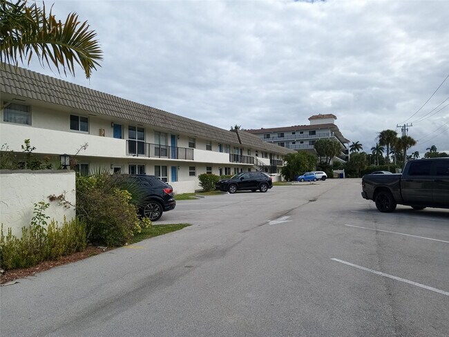 Building Photo - 55 SE 14th St