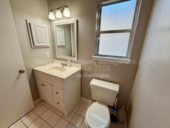 Building Photo - 3785 Union Pacific Dr E