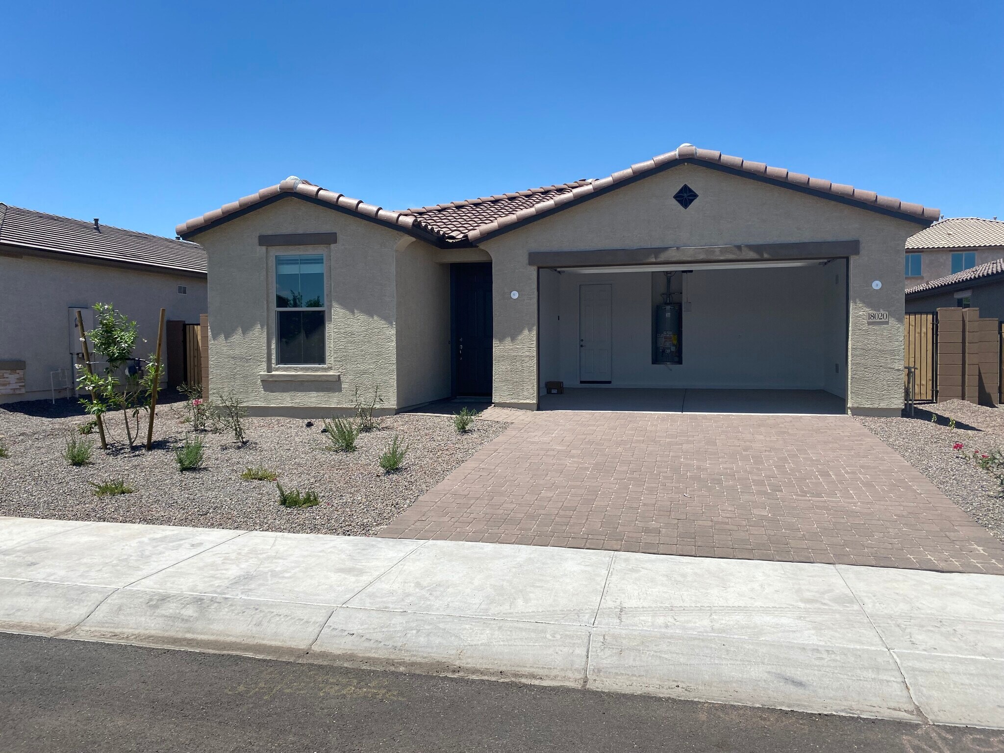 Building Photo - 18020 W Orchid Ct