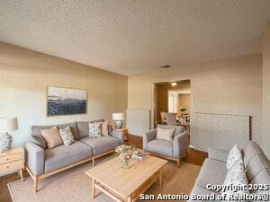 Building Photo - 4543 Cambray Dr
