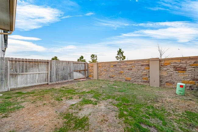 Building Photo - 5703 Foggy Vine Ct