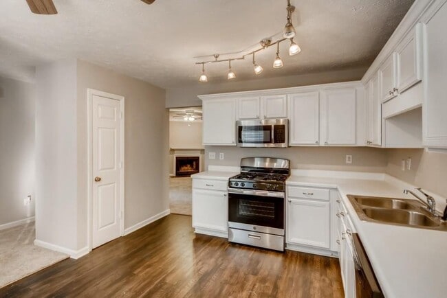 Building Photo - 1500 Shiloh Pl