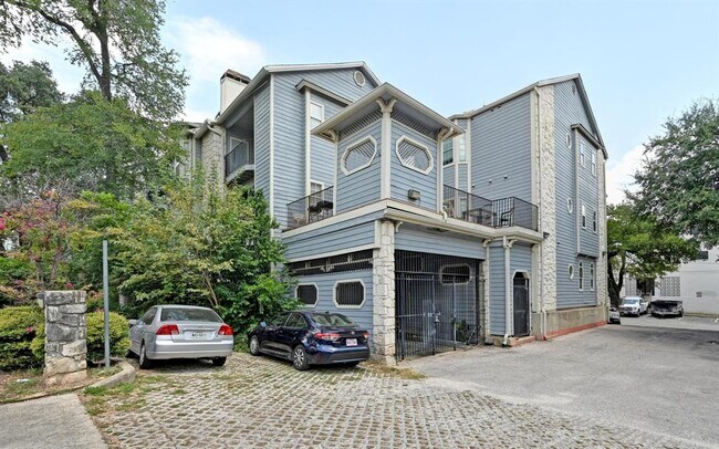 Primary Photo - 3111 Tom Green St