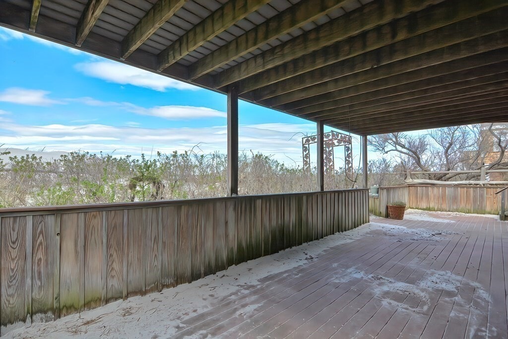 Building Photo - 18 Bungalow Rd