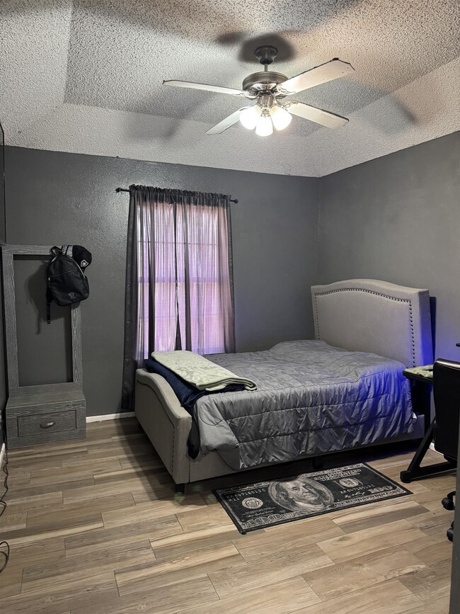 Building Photo - 605 Atlanta Dr