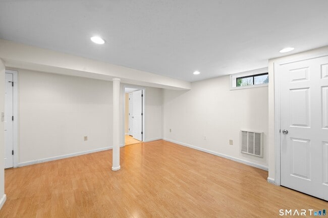 Building Photo - 209 Pne Ln Ext