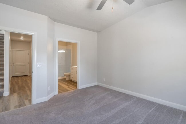 Building Photo - 548 N 550 W