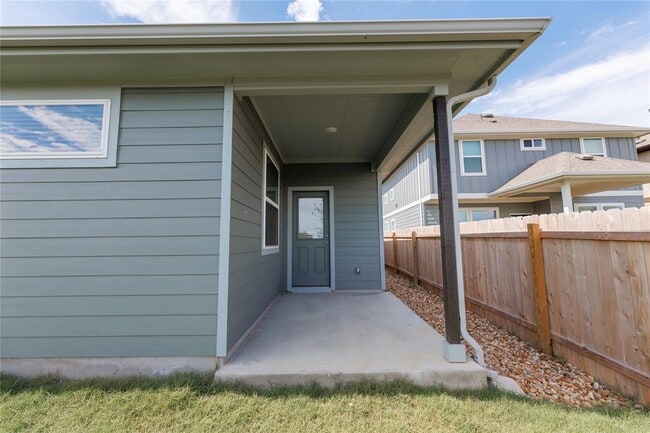 Building Photo - 6206 Marsh Ln