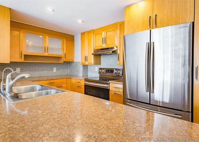 Building Photo - 3900 N Hills Dr