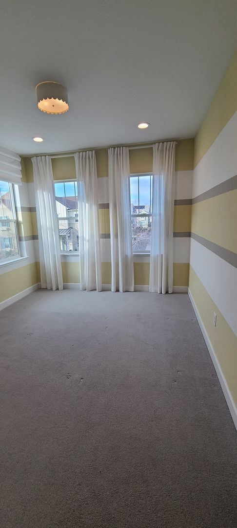 Building Photo - Gorgeous 4 Bedroom Model Home in the Cannery