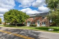 Building Photo - 4614 Catalpa Dr.