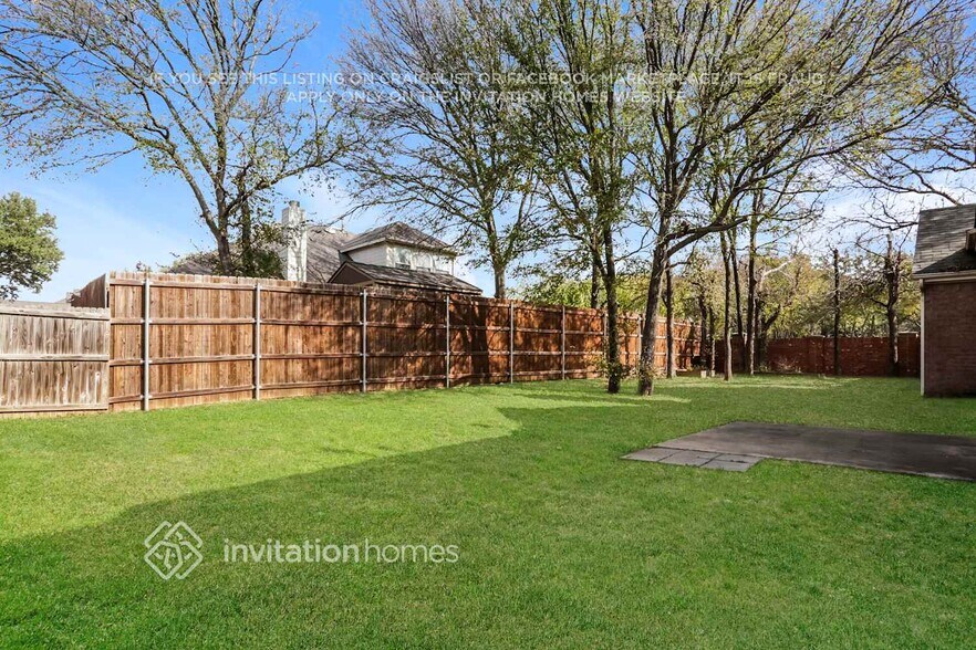 Building Photo - 1313 Sheffield Dr