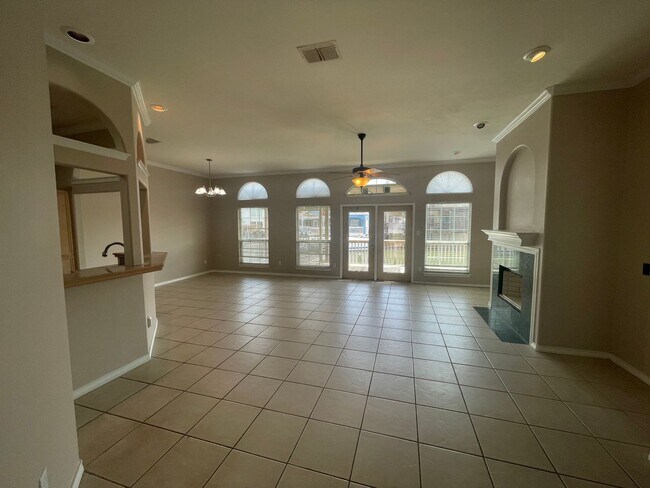 Building Photo - Waterfront Living in Corpus Christi – 3 Be...