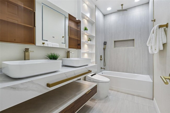 Building Photo - 14612 Glade Hill Park Way