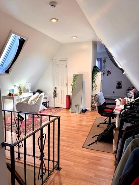 Building Photo - 193 Power St