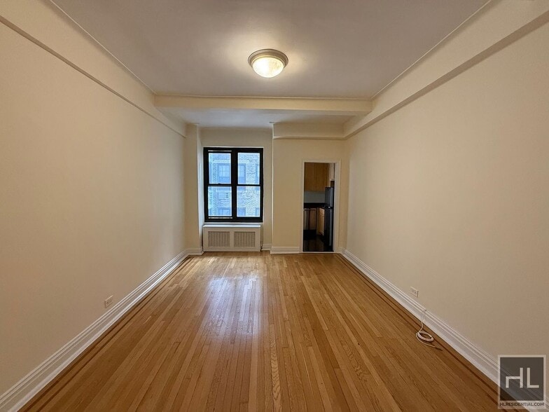 Building Photo - SECOND AVENUE