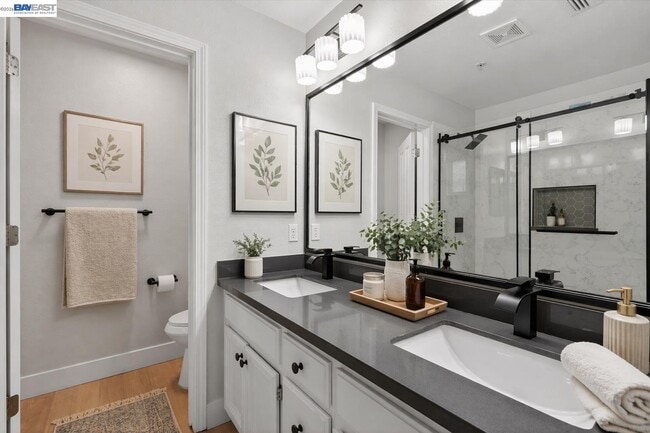 Building Photo - 4039 Ghiotti Ct