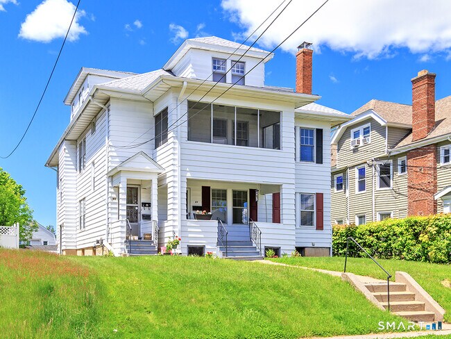 Building Photo - 89-91 Maplewood Ave