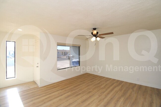 Building Photo - 2242 E Blanche Dr