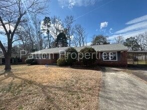 Building Photo - Saluda Gardens Home