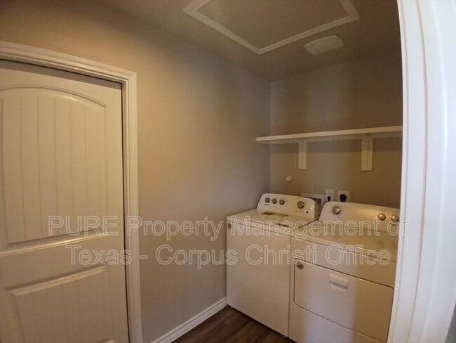 Building Photo - 7610 Rustler Ln