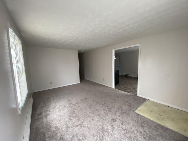 Building Photo - 2664 Pontiac St