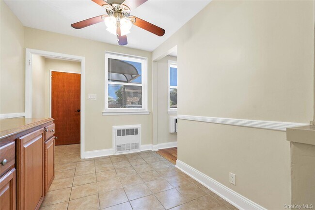 Building Photo - 5306 Glenwood Rd