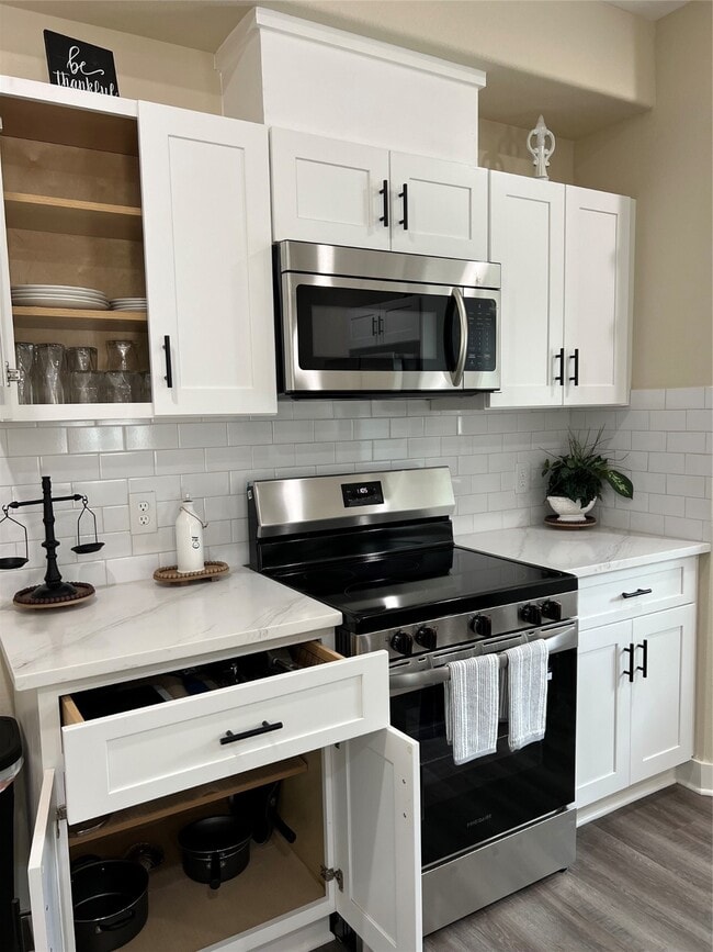 Building Photo - 9441 Radio Rd