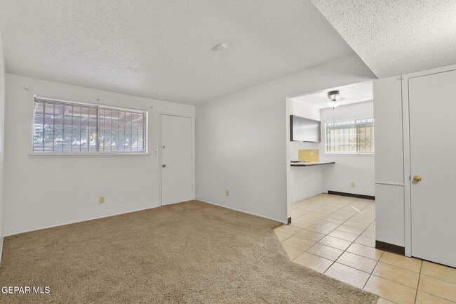 Building Photo - 5440 Viceroy Dr