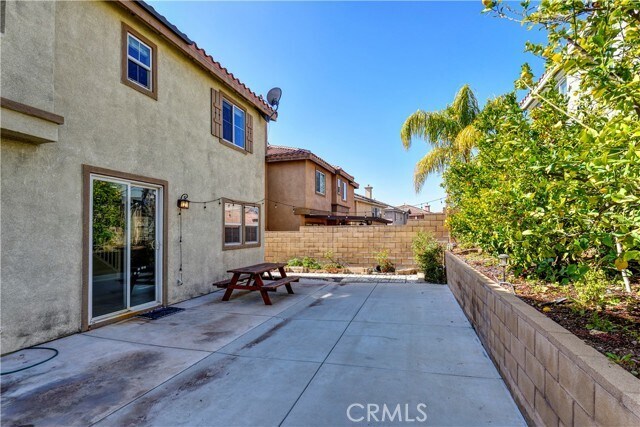 Building Photo - 16442 El Revino Dr