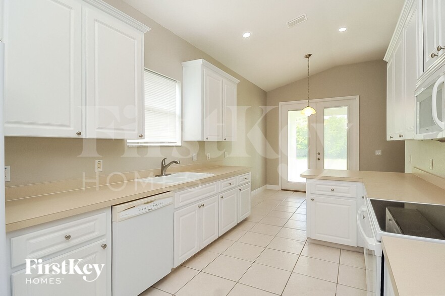 Building Photo - 7298 Winners Blvd