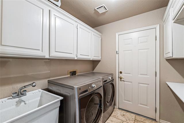 Building Photo - 150 Creekside Dr