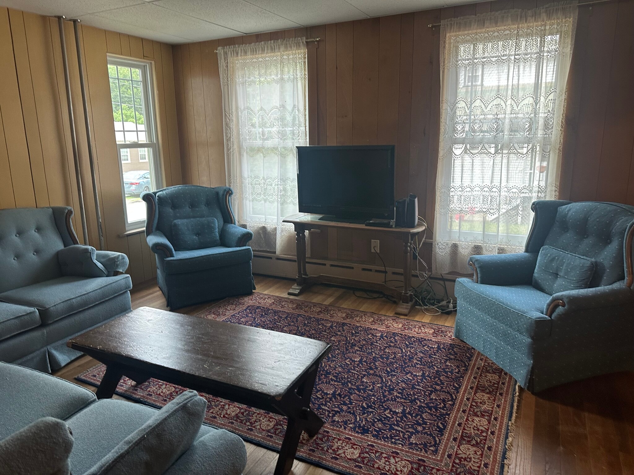 Building Photo - 5 Bayley Ave