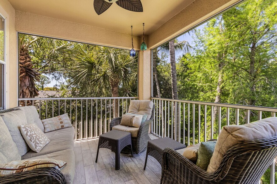 Building Photo - 9651 Spanish Moss Way