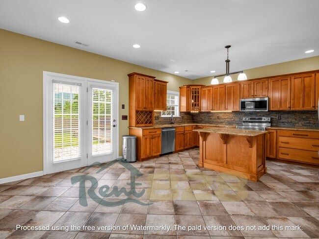 Building Photo - 243 Wildbriar Rd