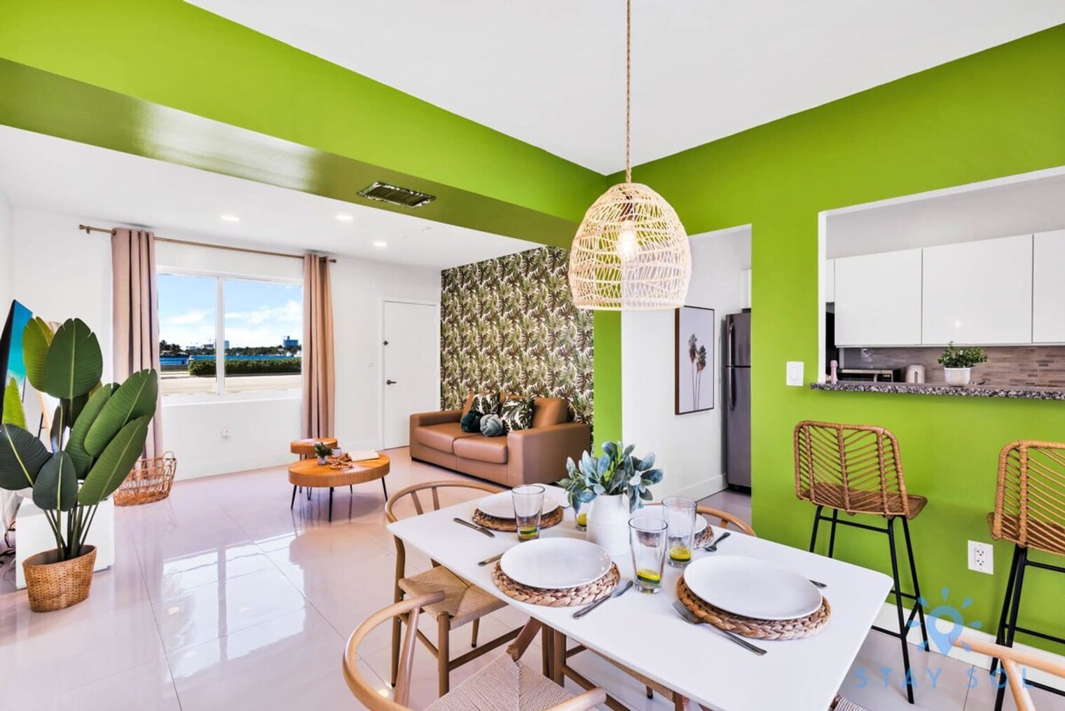 Building Photo - 809 S Ocean Dr