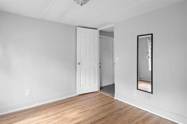 Building Photo - 16747 Timberglen St