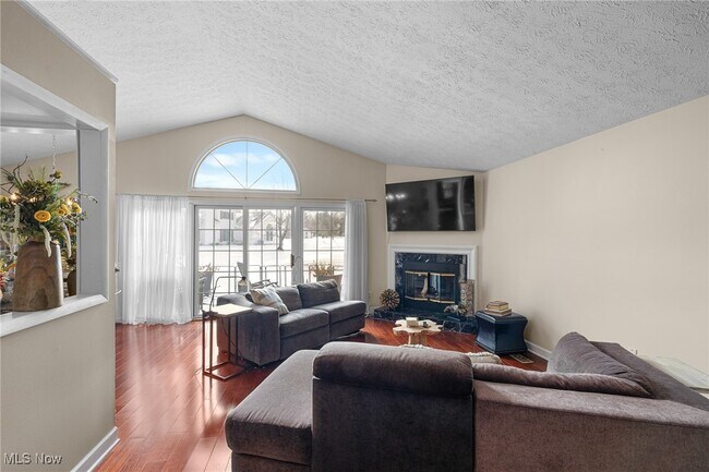 Building Photo - 6671 Hidden Lake Trail