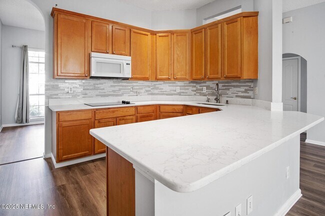 Building Photo - 8936 Deer Berry Ct