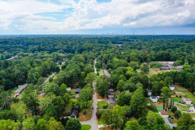 Building Photo - 3089 Del Monico Dr