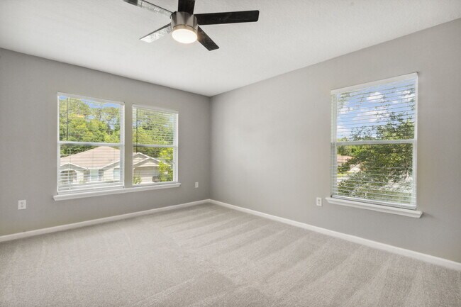 Building Photo - 12677 Pine Marsh Way