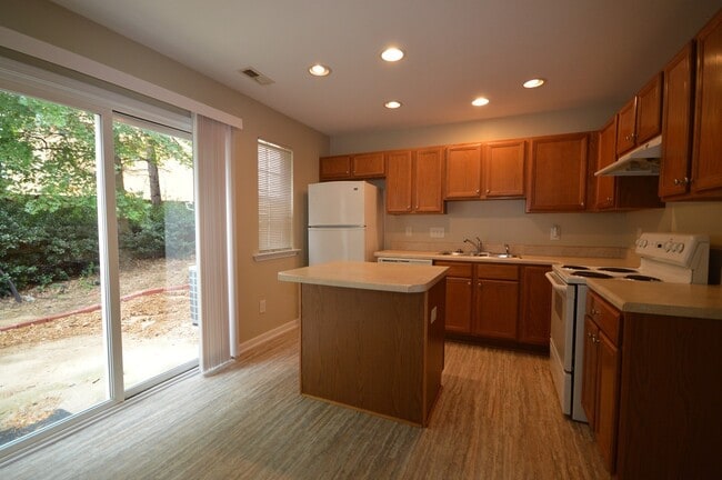 Building Photo - 8026 River Watch Ln