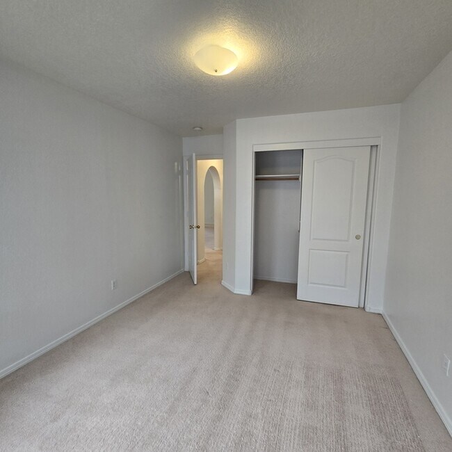 Building Photo - 2527 Ghost Ranch St SW