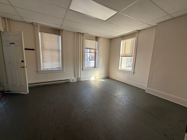 Building Photo - 500 W Philadelphia St