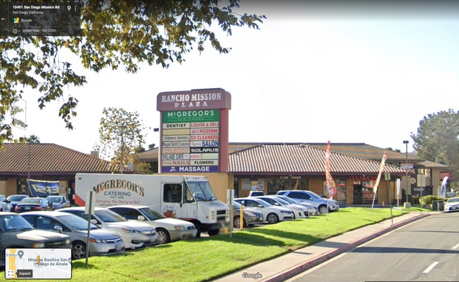 Building Photo - 10400 Caminito Cuervo