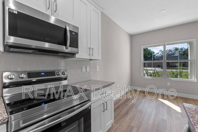 Building Photo - 887 E Weldon Ct