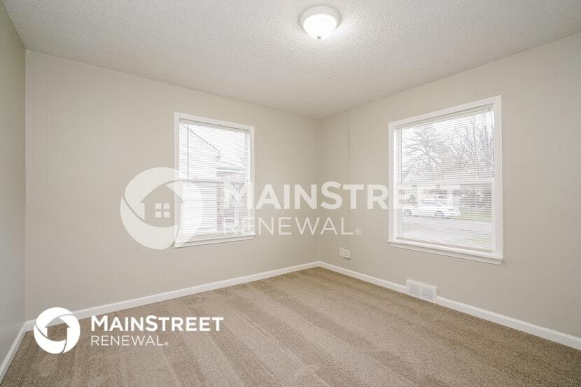 Building Photo - 3428 N Riley Ave