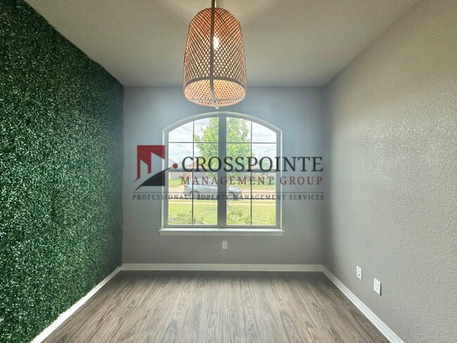 Building Photo - 3 Bedroom 2 Bathroom Home in Lindale!